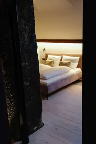 the 1494 - Apartment L - Image 2