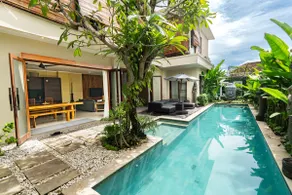 Villa Tepi 6 bed luxury villa 15m pool in Seminyak - Image 2
