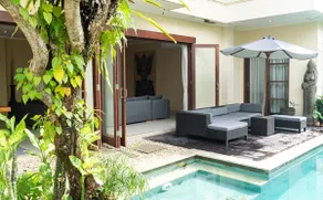 Villa Tepi 6 bed luxury villa 15m pool in Seminyak - Image 4