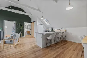 Beautiful loft in Knightville, minutes to Old Port - Image 5