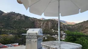 Fabulous Penthouse with a Beautiful View - Image 4