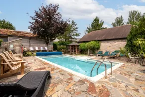 Tor Farm Lodges - Private Hot Tubs, Shared Seasonal Outdoor Pool, Dog Friendly - Image 3