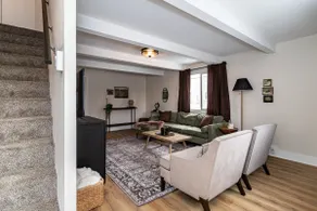 Modern 3BR Getaway-Stylish Ames - Image 5