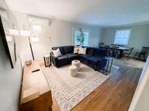 Dedicated Office, Xbox S, Grill on Deck, Spacious - Image 2