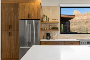New! Zion Blvd House - Image 5