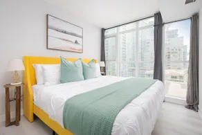 Toronto Getaway! 2BR Condo w City Views - Image 2