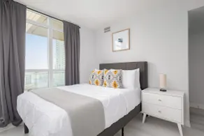 Toronto Getaway! 2BR Condo w City Views - Image 3