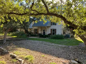 Boutique Treetop Retreat - Image 2