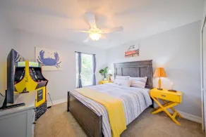 The Rizz Retreat! Heated Pool / Arcades / Beaches! - Image 5