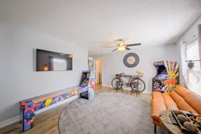 The Rizz Retreat! Heated Pool / Arcades / Beaches! - Image 4