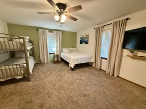 Rosemary's Retreat -Serenity in town - Image 3