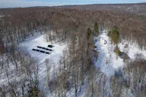 4-season solar farmhouse with swim pond - Image 5