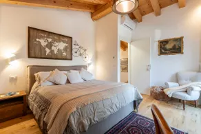 Stylish house near Venice With Parking - Image 4