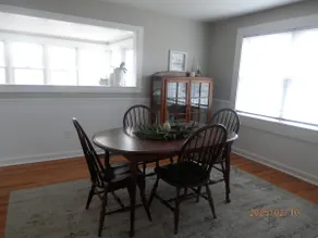 Large home to share the fun - Image 3