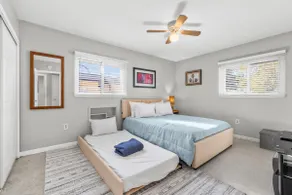 Pet Friendly. Minutes to Beaches - Image 4