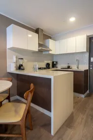 Geko | Modern 1BR Near Larcomar & Malecón - Image 4
