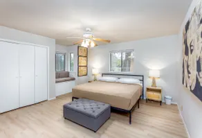 Grand Riverside Retreat - 150 yds from the River - Image 4