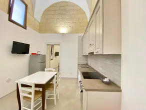 In the Court of Lecce - Image 4