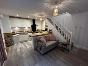 Entire home in Eccleshall - Image 2
