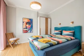 Simply Iconic 2BDRM Ideal Center - Image 3