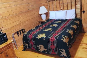 Cabin #10 at Holy Smoke Resort - Image 2