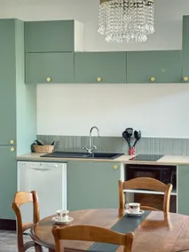 Apartment with master suite - Image 4