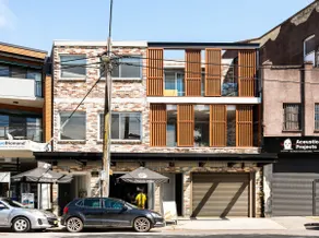 Modern 1-Bedroom Retreat - Image 5