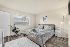 Peaceful and Quiet 4 Br house - Image 4