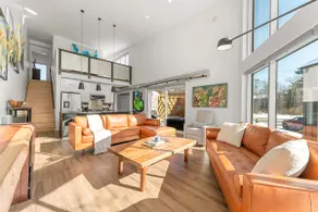 Urban Art Loft - 4 Beds, Gym, Sauna, Hot Tub - Image 2