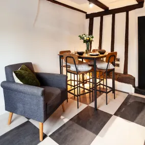 2 Bedroom Cottage in Debenham - The Old Toll House - Image 3