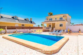 Villa Rosa Quesada Center - Image 2