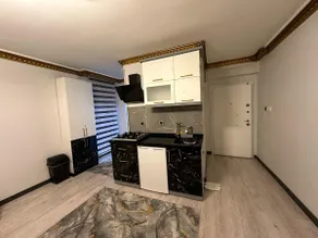 Gold House - Image 2