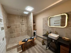 4/6 person GÎTE with Jacuzzi - Image 3