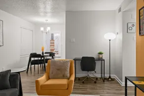 Sleek & Spacious ~ Downtown~ Zilker ~ SXSW - Image 4