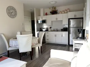 Entire Suite w/ Fantastic Views - Image 4