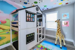 *Amazing Gaming Home 10 minutes from Beach* - Image 3