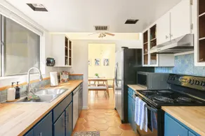 Midtown Retreat-Pet Friendly - Image 2
