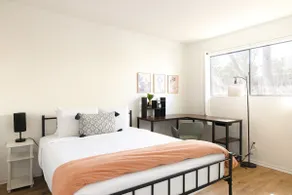 Midtown Retreat-Pet Friendly - Image 5