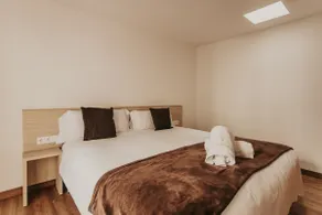 Urban apartment in El Ripollès - Image 5