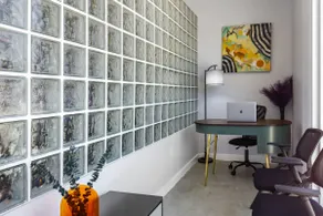 East Austin Oasis - Close to everything; leaves out nothing - Image 4