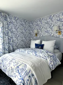 Stylish Rosendale Escape by Shops & Trails - Image 2