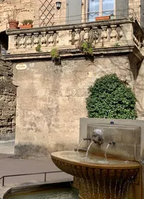 Gite in Pézenas. 2 bedrooms. 4 people. All comforts. - Image 3