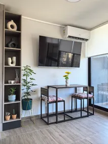 Modern Studio /Ac /WIFI /METRO - Image 2