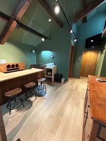 Hikone Ginza Guest House, a renovated 100-year-old warehouse with a retro atmosphere - Image 2