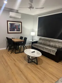 1 BR Deluxe in Adamstown Heights - Image 2