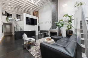 Jackson Rooftop Loft by the Bars - Image 5