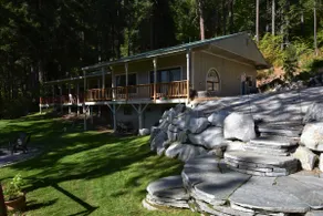 The Lakeview Retreat w/ Hot Tub · Near State Park - Image 4
