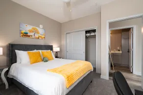 Lux Haven Whitestown - Image 2