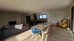 Chêne des Parets - air-conditioned house with garden - Image 3