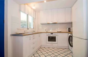 Cosy House in the Heart of Gytheio - Image 5